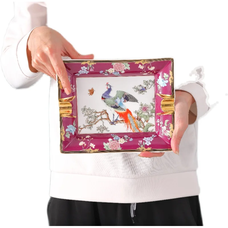 Chinese Style Gold Painting Home Living Room Large Ashtray High-End Ceramic Office Creative Coffee Table Cigar Ashtray
Chinese Style Gold Painting Home Living Room Large Ashtray High-End Ceramic Office Creative Coffee Table Cigar Ashtray