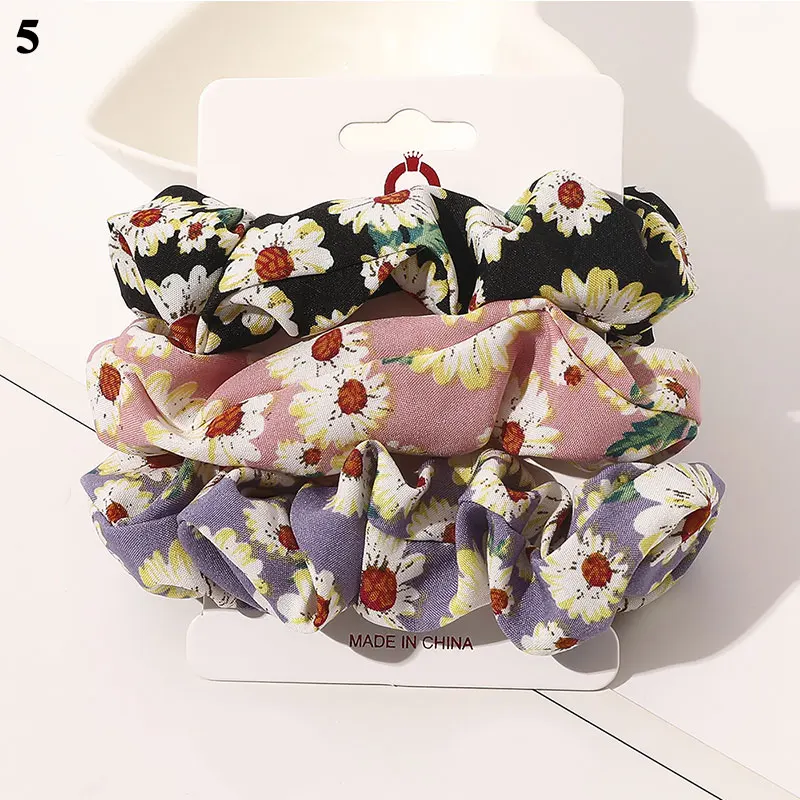 3PCs Satin Scrunchie Set Flroal Scrunchies Pack Elastic Hair Bands Girls Ponytail Holder Rubber Hair Ties Rope Hair Accessories
3PCs Satin Scrunchie Set Flroal Scrunchies Pack Elastic Hair Bands Girls Ponytail Holder Rubber Hair Ties Rope Hair Accessories