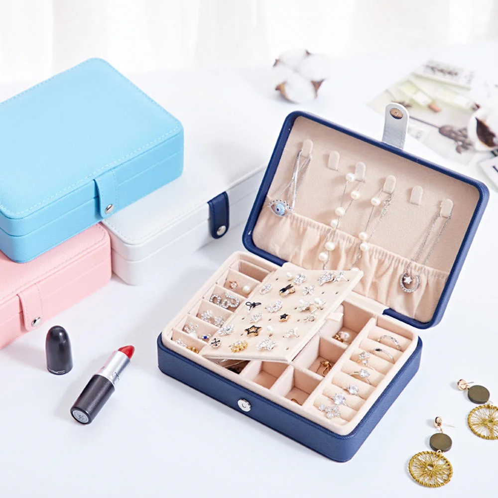 Luxury PU Leather European Style Jewelry Storage Box Necklace Ring Earrings Divisional Storage Box Soft Velvet Interior Case
Luxury PU Leather European Style Jewelry Storage Box Necklace Ring Earrings Divisional Storage Box Soft Velvet Interior Case