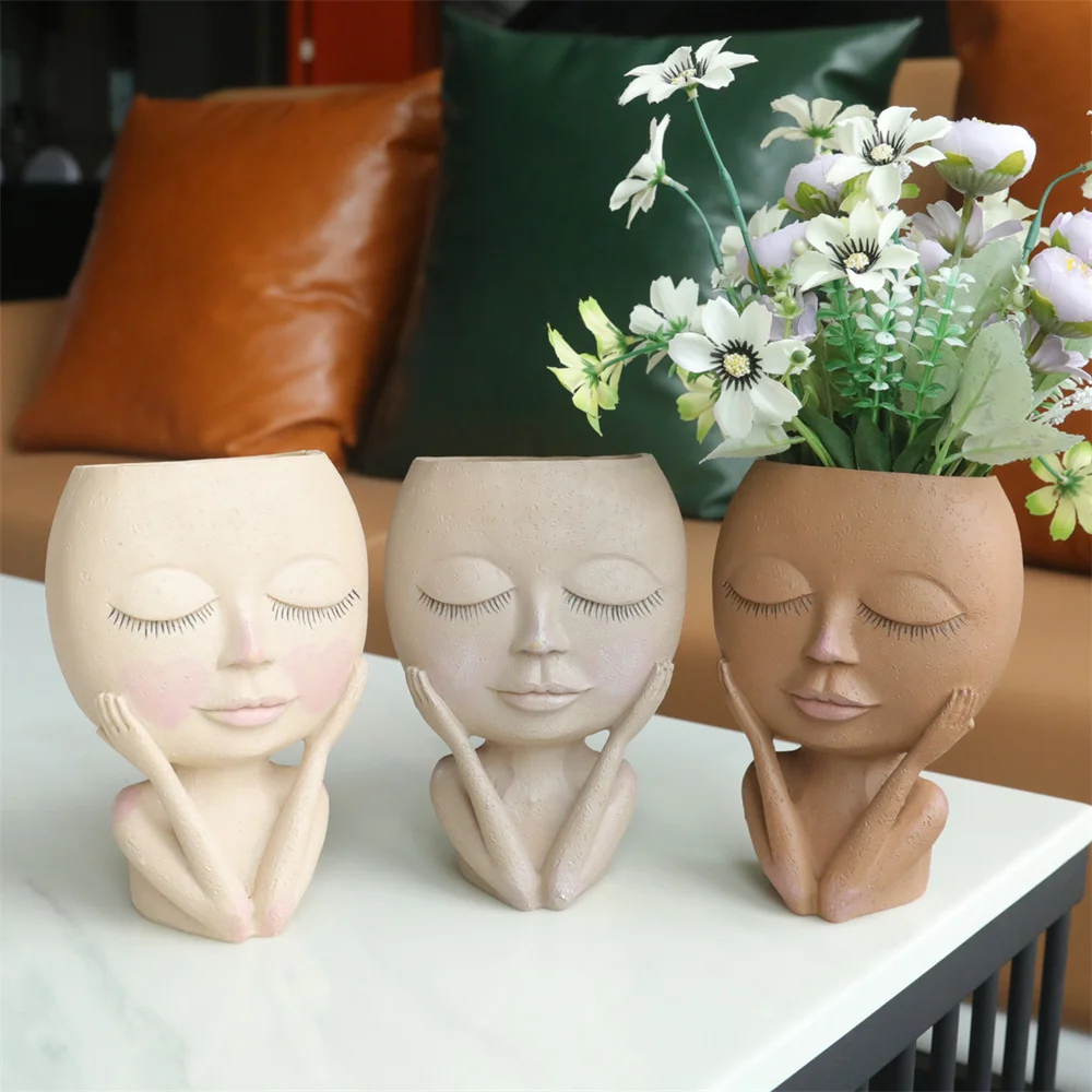 1PCS Nordic Home Decor Vase Hand-painted Girl Vase Desktop Portrait Sculpture Flower Pot Decoration Room Decoration
1PCS Nordic Home Decor Vase Hand-painted Girl Vase Desktop Portrait Sculpture Flower Pot Decoration Room Decoration