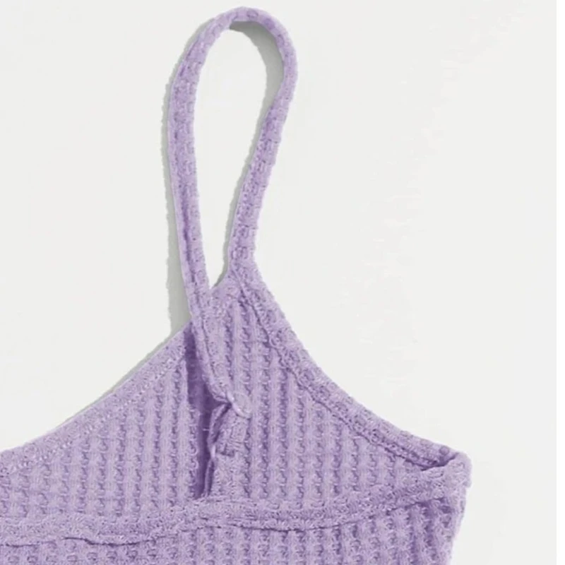 Women Summer Spaghetti Strap Crop Top Sexy V-Neck Waffle Knitted Ruffles Hem Camisole Casual Sling Vest Streetwear 
Women Summer Spaghetti Strap Crop Top Sexy V-Neck Waffle Knitted Ruffles Hem Camisole Casual Sling Vest Streetwear