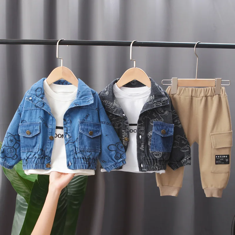 Trendy children's suit, boy jacket, overalls, children's autumn fashion long-sleeved denim jacket three-piece suit
Trendy children's suit, boy jacket, overalls, children's autumn fashion long-sleeved denim jacket three-piece suit