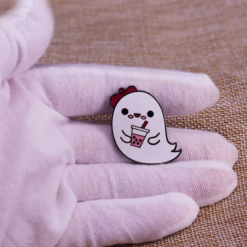 Милый привидение питья эмаль Pin девушка Kawaii Милая брошь для отворот куртка