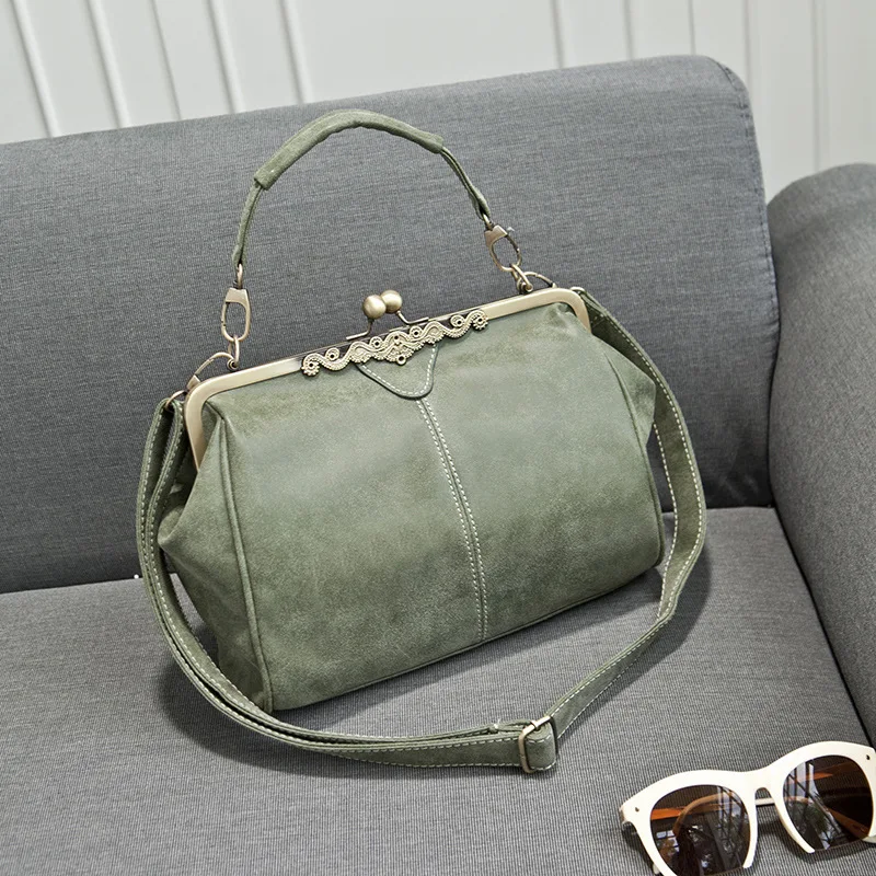 2021 Autumn And Winter New Female Bag Handbag Single Shoulder Diagonal Frosted Wallet British Retro Messenger
2021 Autumn And Winter New Female Bag Handbag Single Shoulder Diagonal Frosted Wallet British Retro Messenger