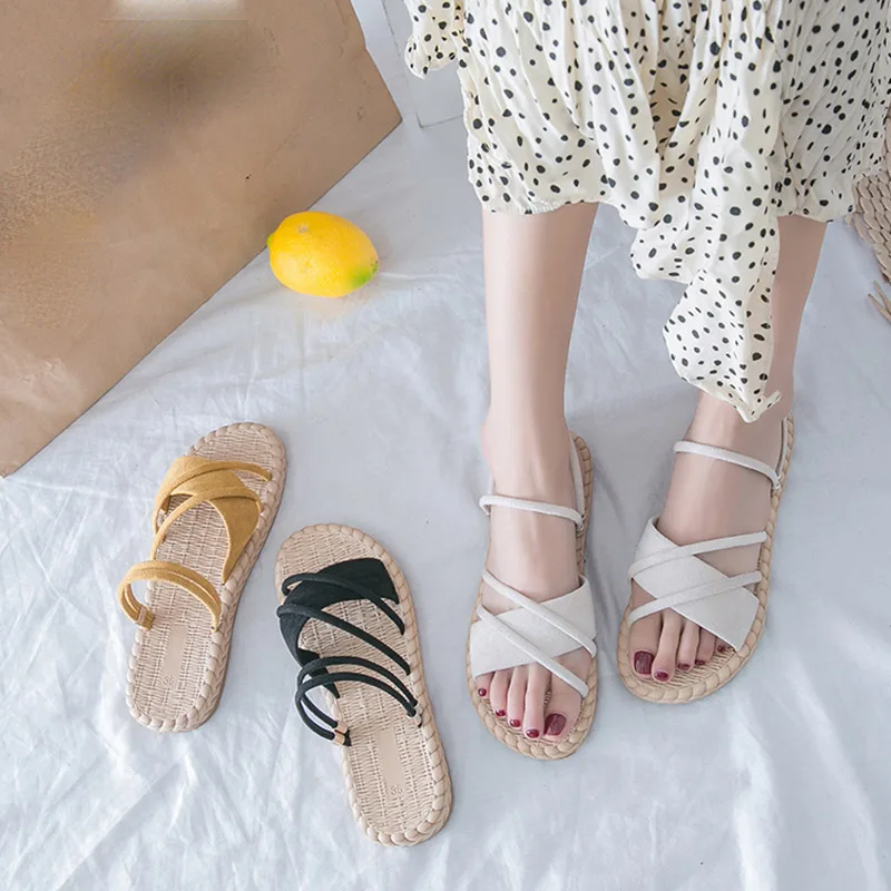 Сандалии женские на плоской подошве, модные туфли с перекрестными узкими ремешками, без застежки, мягкая подошва, из флока, повседневные удо...
Сандалии женские на плоской подошве, модные туфли с перекрестными узкими ремешками, без застежки, мягкая подошва, из флока, повседневные удо...