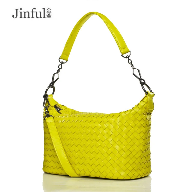 Sheepskin woven women's bag leather dumpling bag inside and outside full leather woven portable leather shoulder bag
Sheepskin woven women's bag leather dumpling bag inside and outside full leather woven portable leather shoulder bag