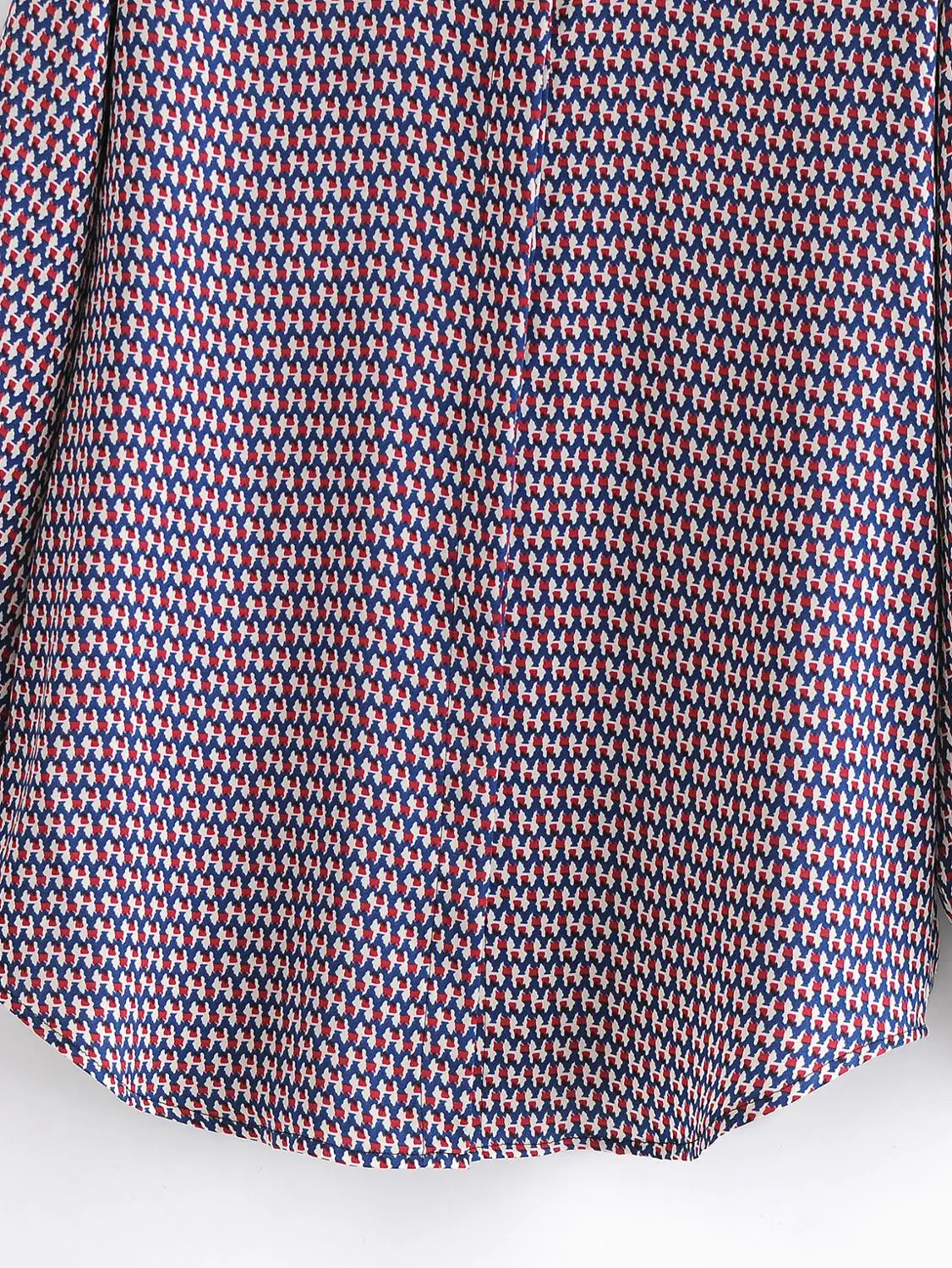 2021 shirt autumn and winter watermark printing diamond pattern color matching casual party line up dress cotton women's top
2021 shirt autumn and winter watermark printing diamond pattern color matching casual party line up dress cotton women's top