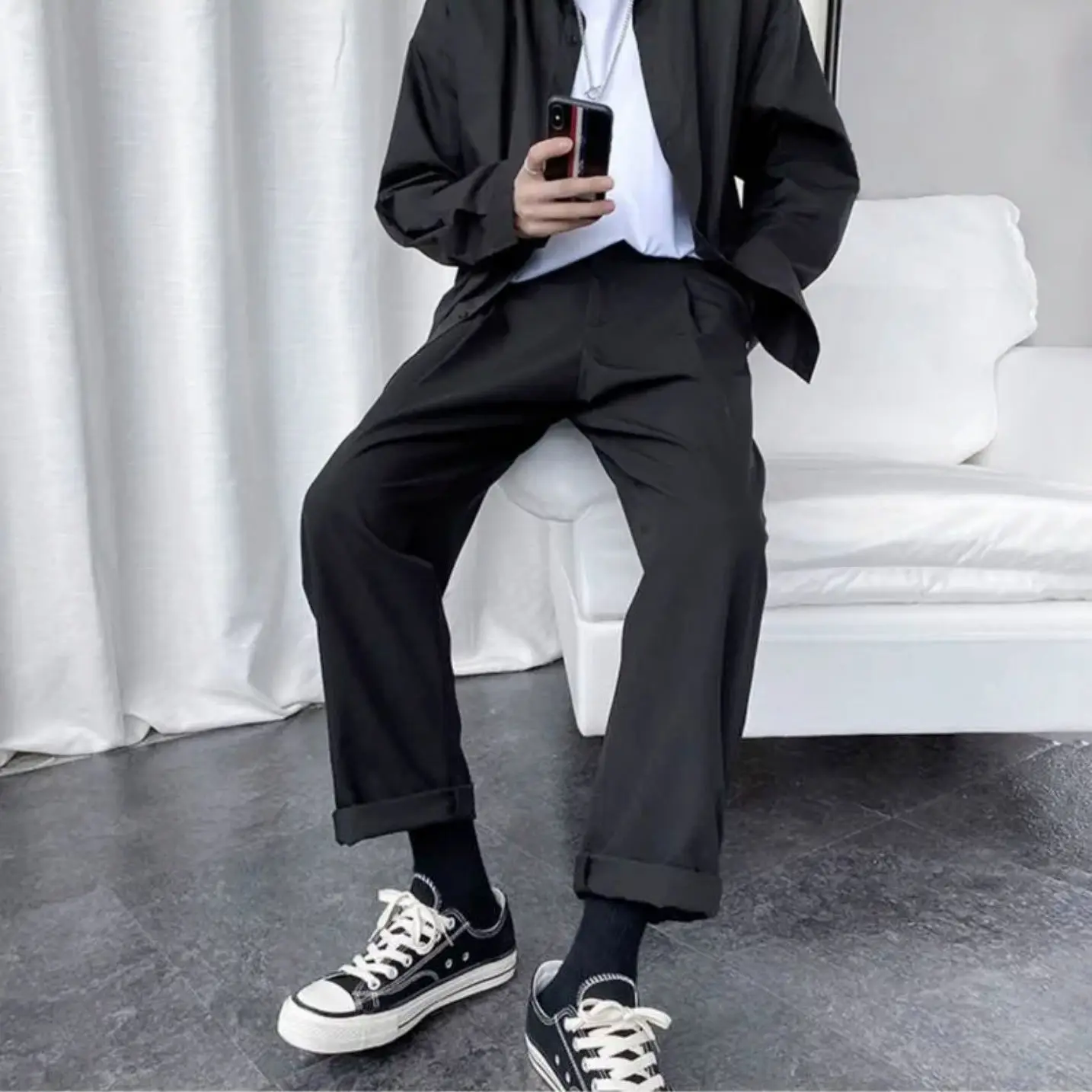 2021 new men's summer men's ice silk short sleeve white shirt coat joker tide nine minutes of pants suit 
2021 new men's summer men's ice silk short sleeve white shirt coat joker tide nine minutes of pants suit