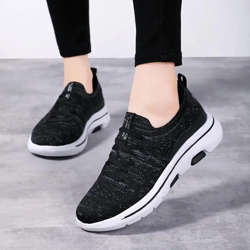 Women's Loafers Trend Ladies Fitness Shoes Protable Women Casual Flats Lightweight Fly Weave Running Shoes Leisure Sport Shoes
Women's Loafers Trend Ladies Fitness Shoes Protable Women Casual Flats Lightweight Fly Weave Running Shoes Leisure Sport Shoes