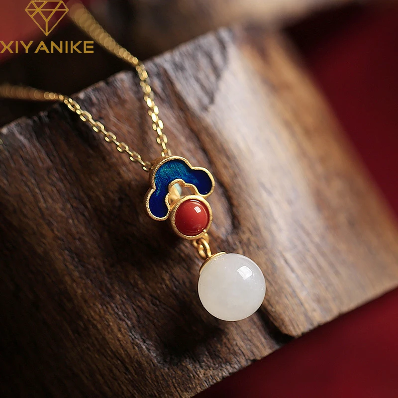 

XIYANIKE Silver Color New Arrival Ancient Gilt Inlaid Hetian Jade Enamel Pendant Necklace Female Retro Ethnic Style Gift