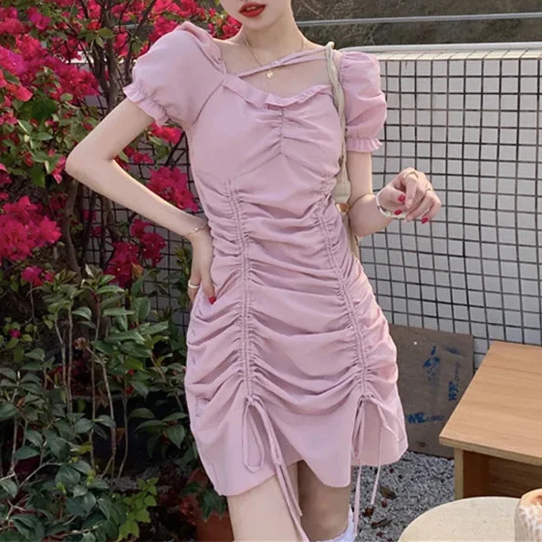 Square collar skirt hottie design sense minority French bubble short-sleeved dress women 2021 Spring/Summer 2021
Square collar skirt hottie design sense minority French bubble short-sleeved dress women 2021 Spring/Summer 2021