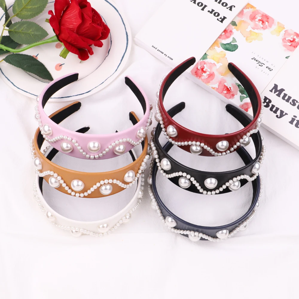 Women Elegant Pearls Simple Hairbands Sweet Wide Headband Hair Hoops Holder Ornament Head Band Lady Fashion Hair Accessories
Women Elegant Pearls Simple Hairbands Sweet Wide Headband Hair Hoops Holder Ornament Head Band Lady Fashion Hair Accessories