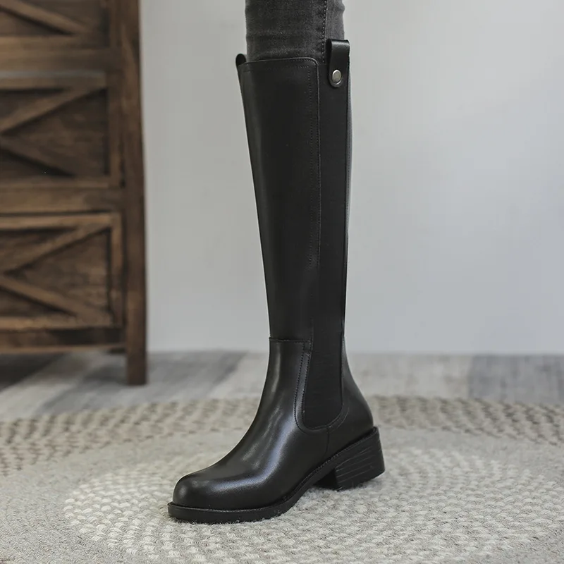 Leather Knee High Boots Women Autumn Winter High Square Heel Lady Platform Shoes Elegant Woman Zipper Black Round Toe Boots
Leather Knee High Boots Women Autumn Winter High Square Heel Lady Platform Shoes Elegant Woman Zipper Black Round Toe Boots