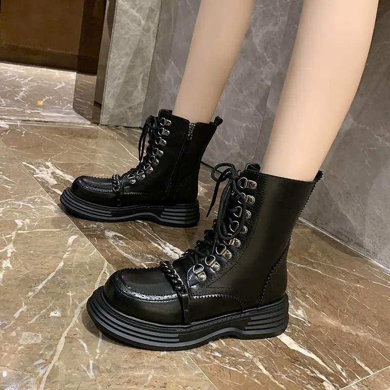 Platform Shoes Women Martin Boots British Styl Fashion Lady footware Female Thick Bottom Shoes Female botas mujer Metal Chain
Platform Shoes Women Martin Boots British Styl Fashion Lady footware Female Thick Bottom Shoes Female botas mujer Metal Chain