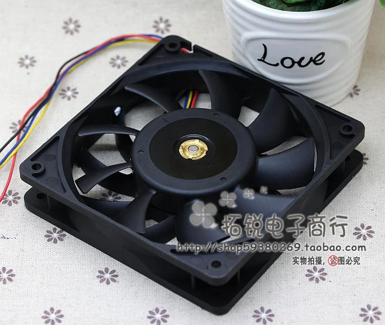 AVC DBTA1225B8S 12CM 12025 48V 0.50A PWM Four-Wire Speed Control Switch Fan 
AVC DBTA1225B8S 12CM 12025 48V 0.50A PWM Four-Wire Speed Control Switch Fan