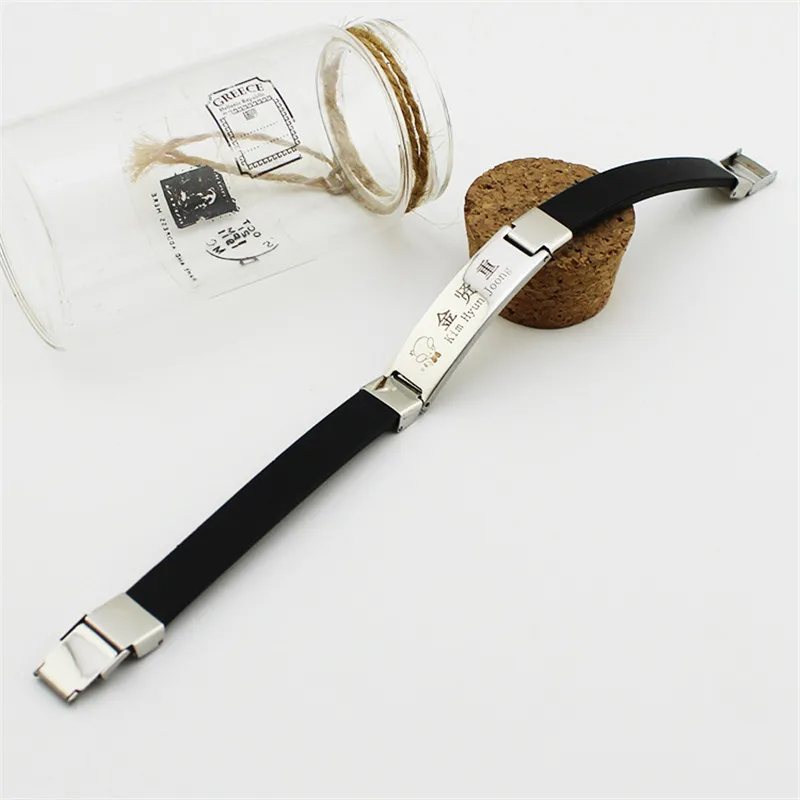 Kpop SS501 Kim Hyun Joong Alien Silicone Titanium Steel Bracelets For Women Men Jewelry Couple Bracelet Pulseras Friends Gift
Kpop SS501 Kim Hyun Joong Alien Silicone Titanium Steel Bracelets For Women Men Jewelry Couple Bracelet Pulseras Friends Gift