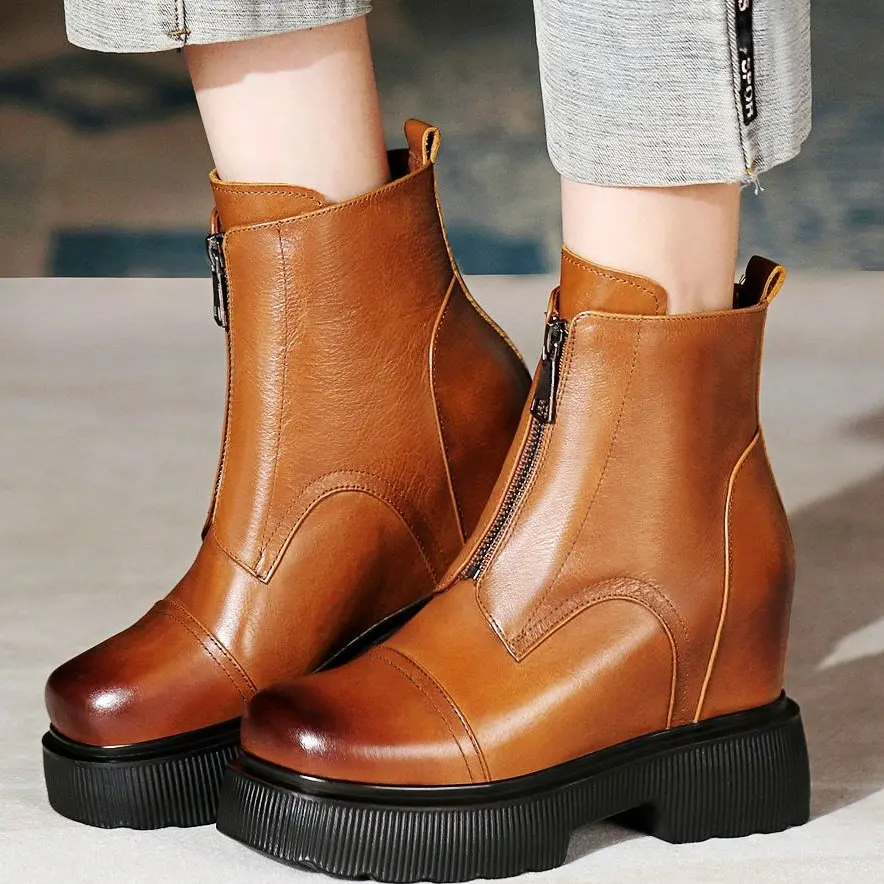 Female Shoes Increasing Height Women's Genuine Leather Round Toe Ankle Boots Platform Wedge High Heels Front Zip Winter Shoes
Female Shoes Increasing Height Women's Genuine Leather Round Toe Ankle Boots Platform Wedge High Heels Front Zip Winter Shoes