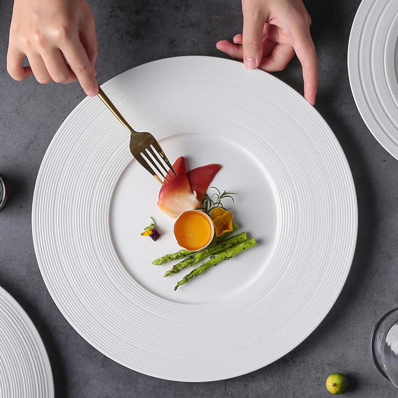 Nordic Style Dessert Plate Porcelain Dessert Tray Flat Dessert Plate Adult Breakfast Prato Sobremesa Kitchen Supplies DM50D
Nordic Style Dessert Plate Porcelain Dessert Tray Flat Dessert Plate Adult Breakfast Prato Sobremesa Kitchen Supplies DM50D