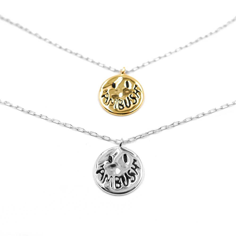 AMBUSH Round Brand Smiley Face 925 Sterling Silver Necklace Ins Niche High-End Sense Of Luxury Light Temperament Clavicle
AMBUSH Round Brand Smiley Face 925 Sterling Silver Necklace Ins Niche High-End Sense Of Luxury Light Temperament Clavicle