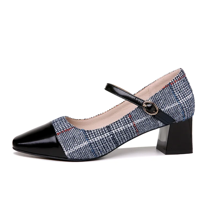 Square Toe Thick-Heeled Shoes, Flat Buckle Solid Color Shoes For Women, Women'S Waterproof Platform Shoes
Square Toe Thick-Heeled Shoes, Flat Buckle Solid Color Shoes For Women, Women'S Waterproof Platform Shoes