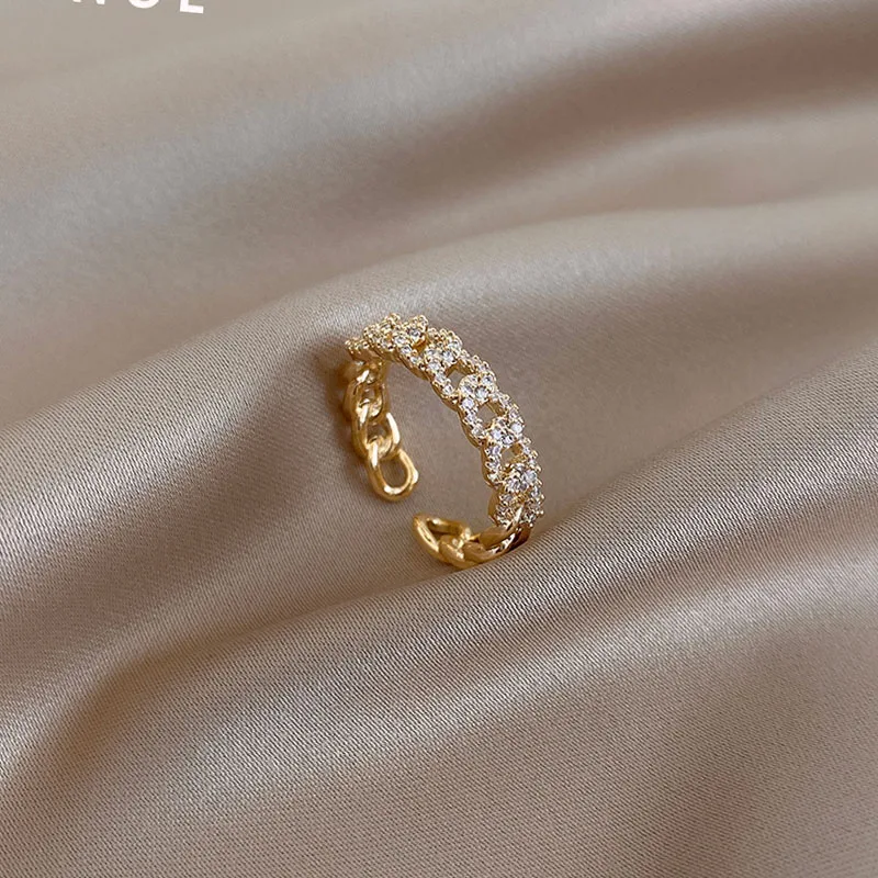 2021 South Korea New Hollow Heart-shaped Gold Opening Ring Exquisite Fashion Simple Index Finger Ring Women Banquet Jewelry
2021 South Korea New Hollow Heart-shaped Gold Opening Ring Exquisite Fashion Simple Index Finger Ring Women Banquet Jewelry