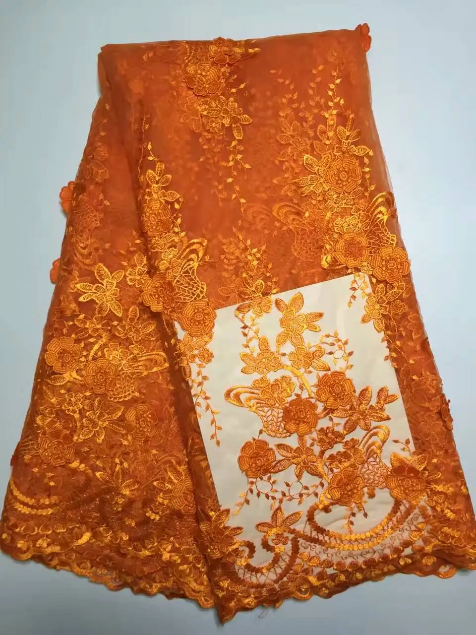 Африканская кружевная ткань 2021, нигерийские кружева с вышивкой, ткань высокого качества, французская тюль, кружевная ткань ALC-D1072 французска... 
Африканская кружевная ткань 2021, нигерийские кружева с вышивкой, ткань высокого качества, французская тюль, кружевная ткань ALC-D1072 французска...