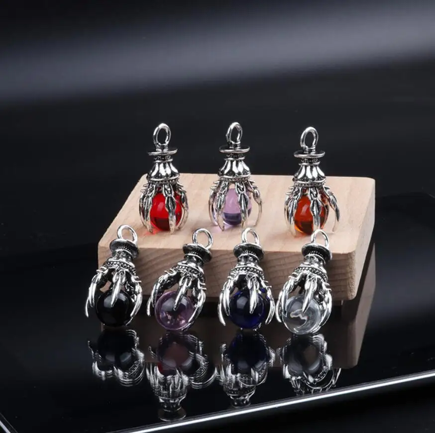 Seven Colors Gothic Dragon Claw Pendant Necklace for Men Women Lucky Pendant Party Jewelry + Stainless Steel Necklace
Seven Colors Gothic Dragon Claw Pendant Necklace for Men Women Lucky Pendant Party Jewelry + Stainless Steel Necklace
