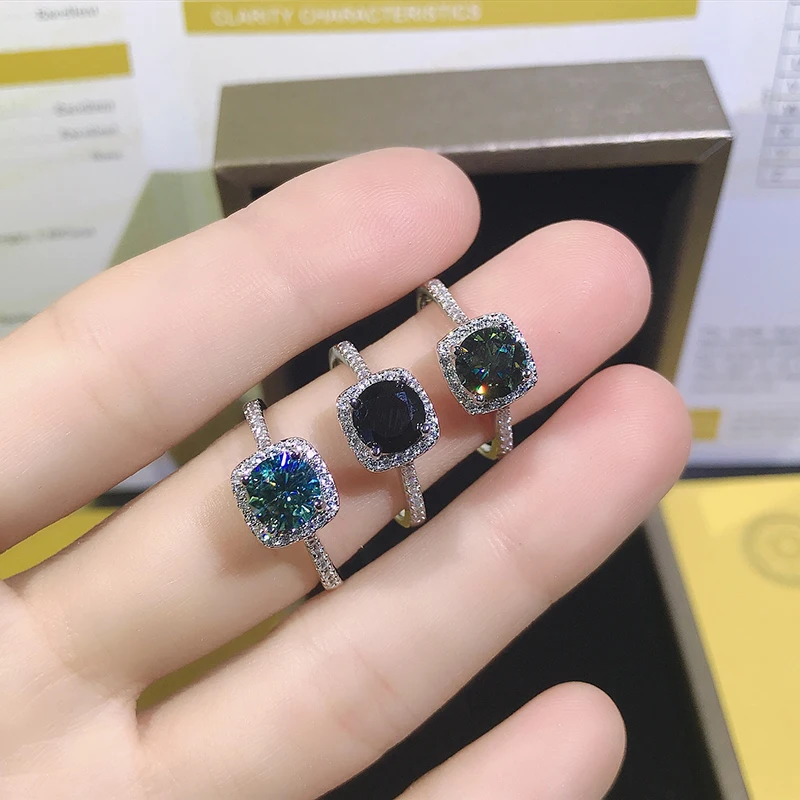 Luxury fashion wedding engagement anniversary ring 1 card 2 card D color moissanite ring 3 colors can choose woman's gift
Luxury fashion wedding engagement anniversary ring 1 card 2 card D color moissanite ring 3 colors can choose woman's gift