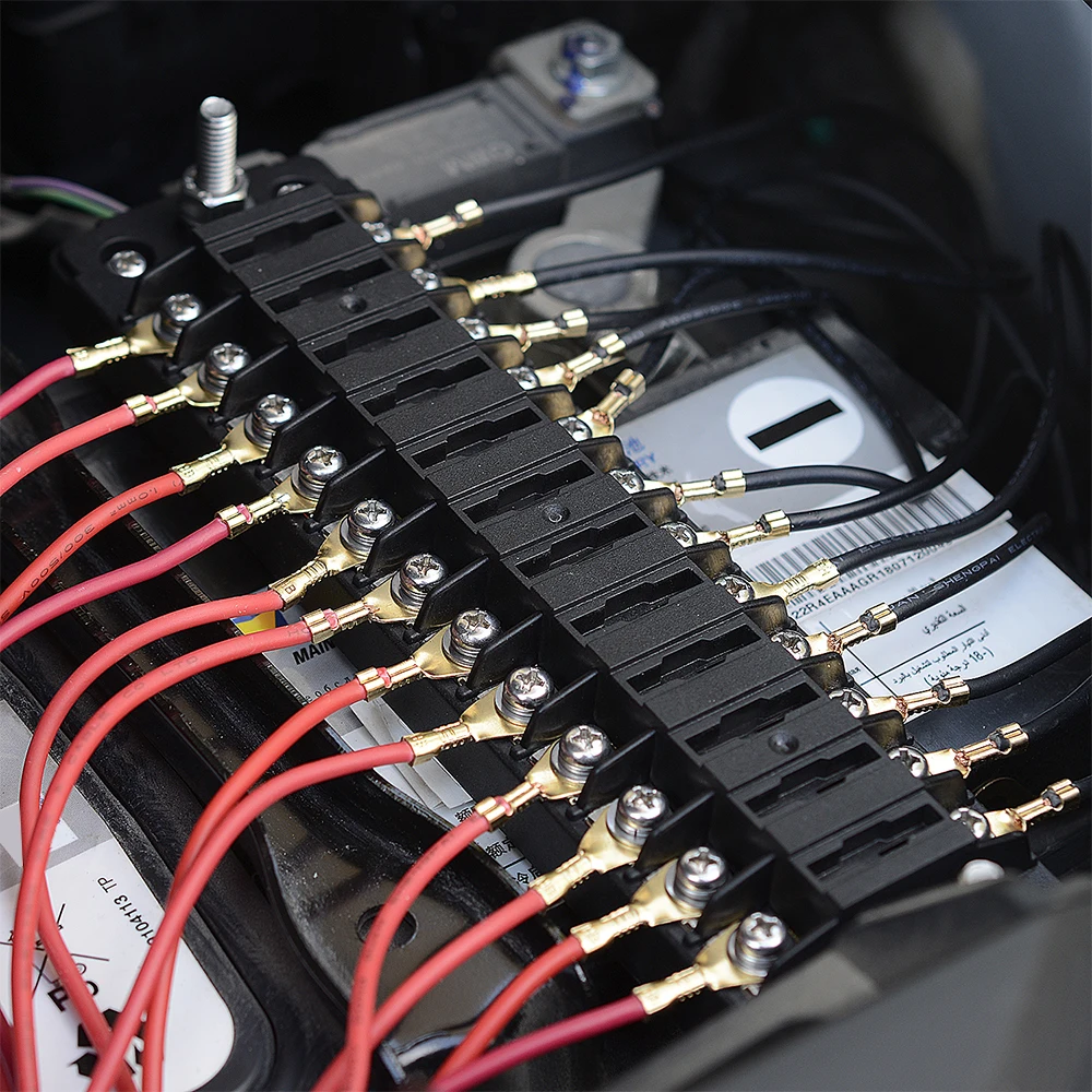 12 способ DC12V-32V автомобильный лопастной блок держатель с винтовой гайкой терминал