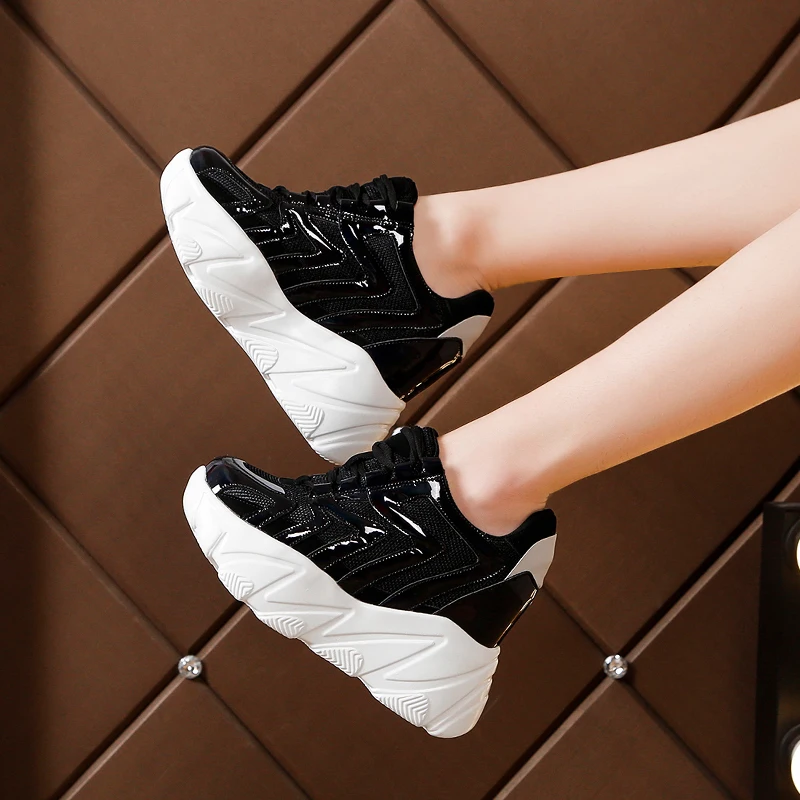 Round Toe Rubber Platform Shoes Women Vulcanized Shoes Woman Spring Lace-up Sneakers Women Casual Wedges Female Sports Shoes
Round Toe Rubber Platform Shoes Women Vulcanized Shoes Woman Spring Lace-up Sneakers Women Casual Wedges Female Sports Shoes