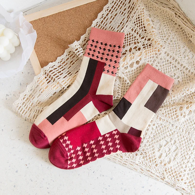Spring Autumn Fashion AB Style Woman Socks Street Hip-Hop Funny Irregular Geometric Men's Sock Japanese Style Happy Couple Socks
Spring Autumn Fashion AB Style Woman Socks Street Hip-Hop Funny Irregular Geometric Men's Sock Japanese Style Happy Couple Socks