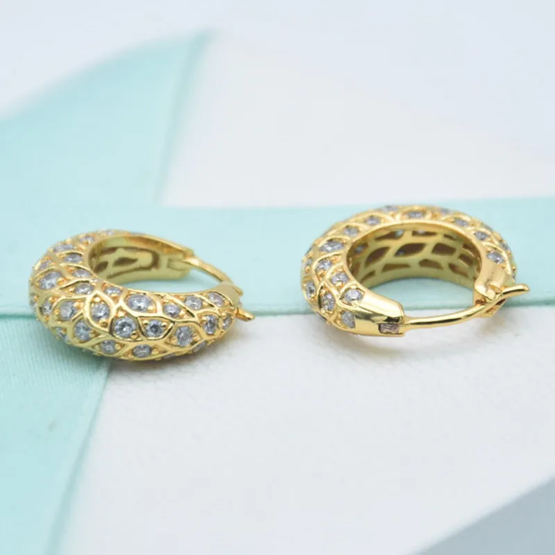 Shine Hoop Classic Sparkling Pattern Earring Women's Earrings for women 925 Sterling Silver earring fine Memnon jewelry
Shine Hoop Classic Sparkling Pattern Earring Women's Earrings for women 925 Sterling Silver earring fine Memnon jewelry
