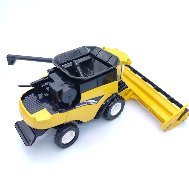 1:64 New Holland CR960 Combine Die casting Harvester model metal model 
1:64 New Holland CR960 Combine Die casting Harvester model metal model