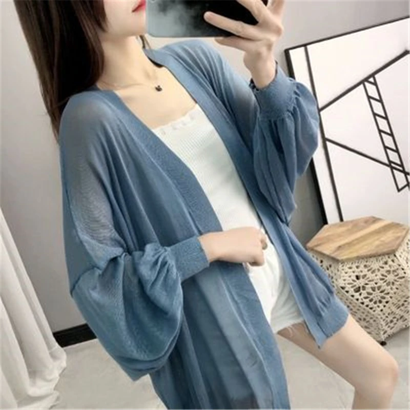 2020 New Women's Summer Sun protection clothing Loose Size Female Chiffon Shirt Thin Coat Casual Fashion Ladies Shirts N267
2020 New Women's Summer Sun protection clothing Loose Size Female Chiffon Shirt Thin Coat Casual Fashion Ladies Shirts N267