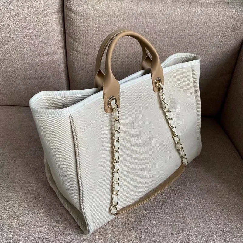 Bag Fashionable Small Square Bag Fashion Shoulder Bag Acrylic Portable Crossbody Bag
Bag Fashionable Small Square Bag Fashion Shoulder Bag Acrylic Portable Crossbody Bag