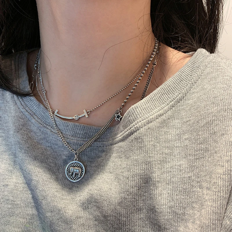 Hip Hop Necklace for Women Star Expression Elephant Pendant Necklaces Vintage Jewelry Personality Accessories Charm Chain Gift
Hip Hop Necklace for Women Star Expression Elephant Pendant Necklaces Vintage Jewelry Personality Accessories Charm Chain Gift