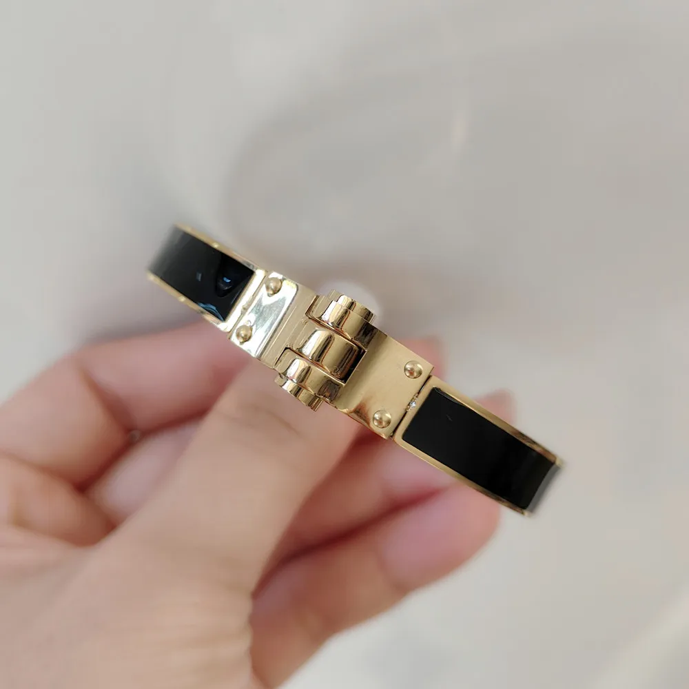 Creative Titanium Steel Rose Gold Drop Bracelet Man Fashion Woman Man Bracelet Jewelry Wholesale
Creative Titanium Steel Rose Gold Drop Bracelet Man Fashion Woman Man Bracelet Jewelry Wholesale