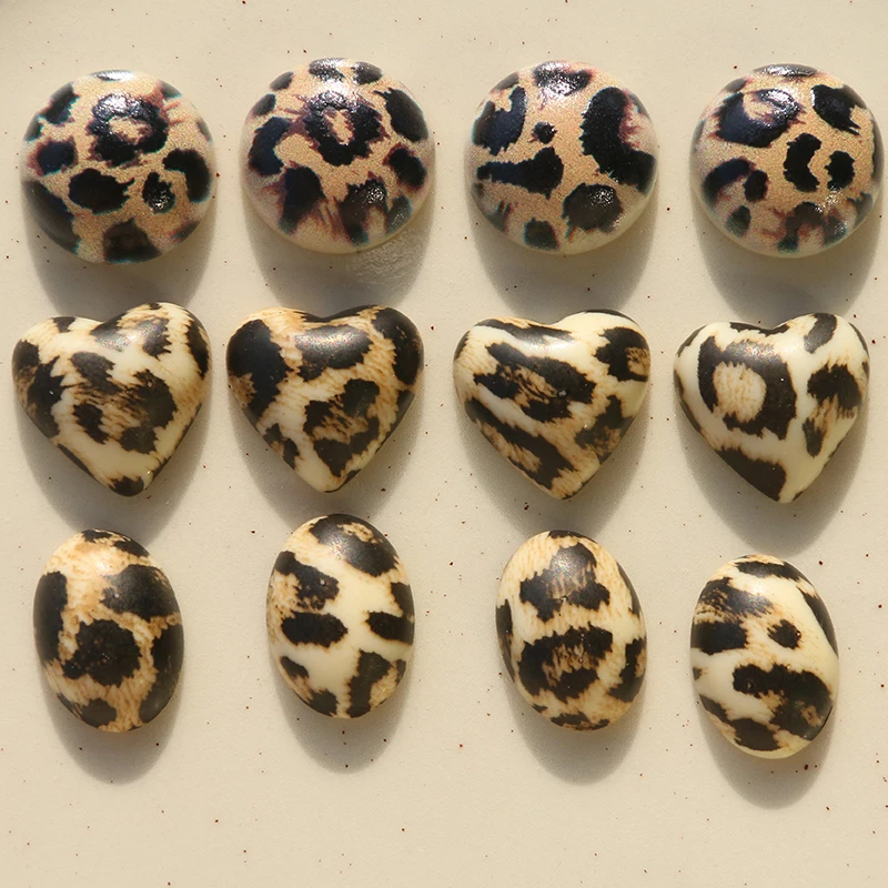 Leopard pattern earrings,jewelry accessories,resin,jewelry findings,diy pendant,hand made,jewelry making,diy earrings,
Leopard pattern earrings,jewelry accessories,resin,jewelry findings,diy pendant,hand made,jewelry making,diy earrings,