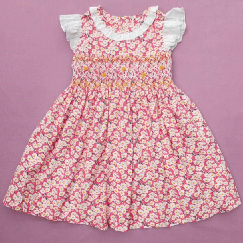 Kids summer vintage Spanish floral smocking vest dress baby girl cotton birthday party banquet princess dress
Kids summer vintage Spanish floral smocking vest dress baby girl cotton birthday party banquet princess dress