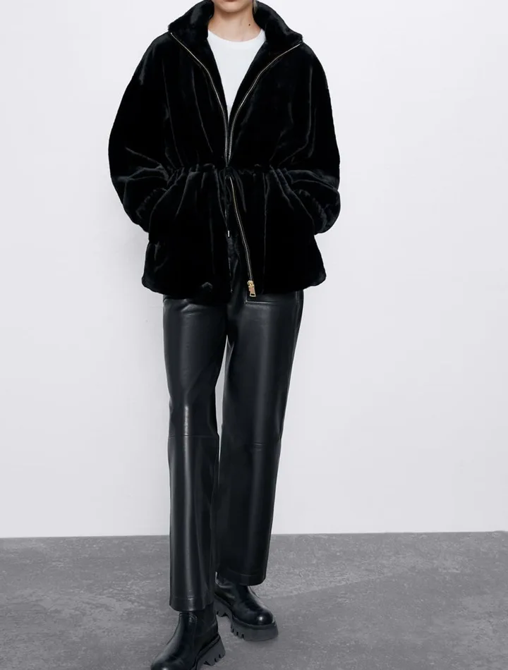 Free mail autumn / winter 2020 women's new long sleeve elastic cuff stand collar Faux Fur effect jacket
Free mail autumn / winter 2020 women's new long sleeve elastic cuff stand collar Faux Fur effect jacket