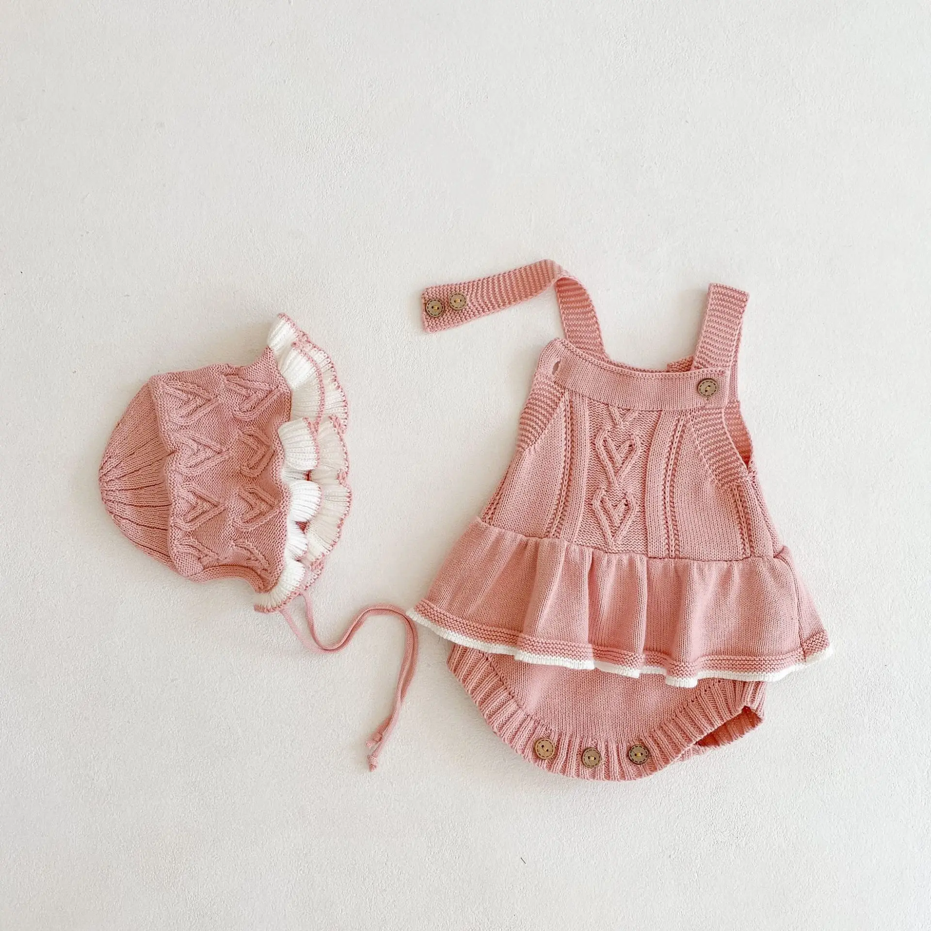 2022 autumn baby rompers newborn girls clothes love lotus leaf haha knitted woolen jumpsuit fart triangle climbing suit
2022 autumn baby rompers newborn girls clothes love lotus leaf haha knitted woolen jumpsuit fart triangle climbing suit