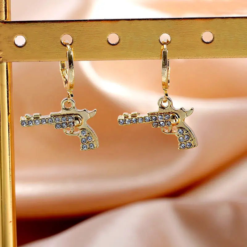 New Punk Style Shiny Crystal Pistol Drop Earrings for Women Gold Color Metal Geometric Earrings Fashion Statement Jewelry Gifts
New Punk Style Shiny Crystal Pistol Drop Earrings for Women Gold Color Metal Geometric Earrings Fashion Statement Jewelry Gifts