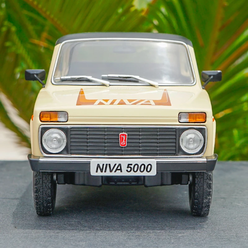 Фото 1:18 группа LADA NIVA внедорожник jeep модель автомобиля из сплава для подарка
