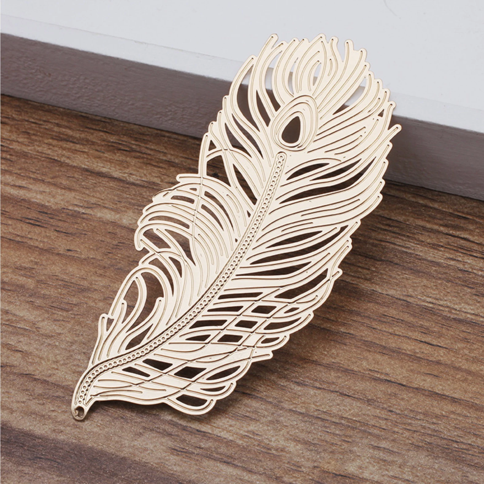 5pcs 83*37/50*23mm Feather Pendant Charms Vintage Jewelry Findings for DIY Earring pendant charm bookmark marking
5pcs 83*37/50*23mm Feather Pendant Charms Vintage Jewelry Findings for DIY Earring pendant charm bookmark marking