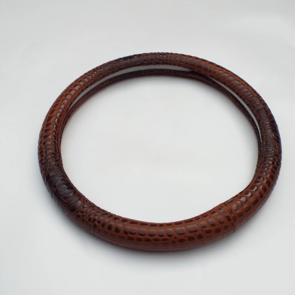 Universal Faux Leather Crocodile Pattern Car Steering Wheel Cover Anti-slip 38cm Auto Steering Wheel Cover Black Red
Universal Faux Leather Crocodile Pattern Car Steering Wheel Cover Anti-slip 38cm Auto Steering Wheel Cover Black Red