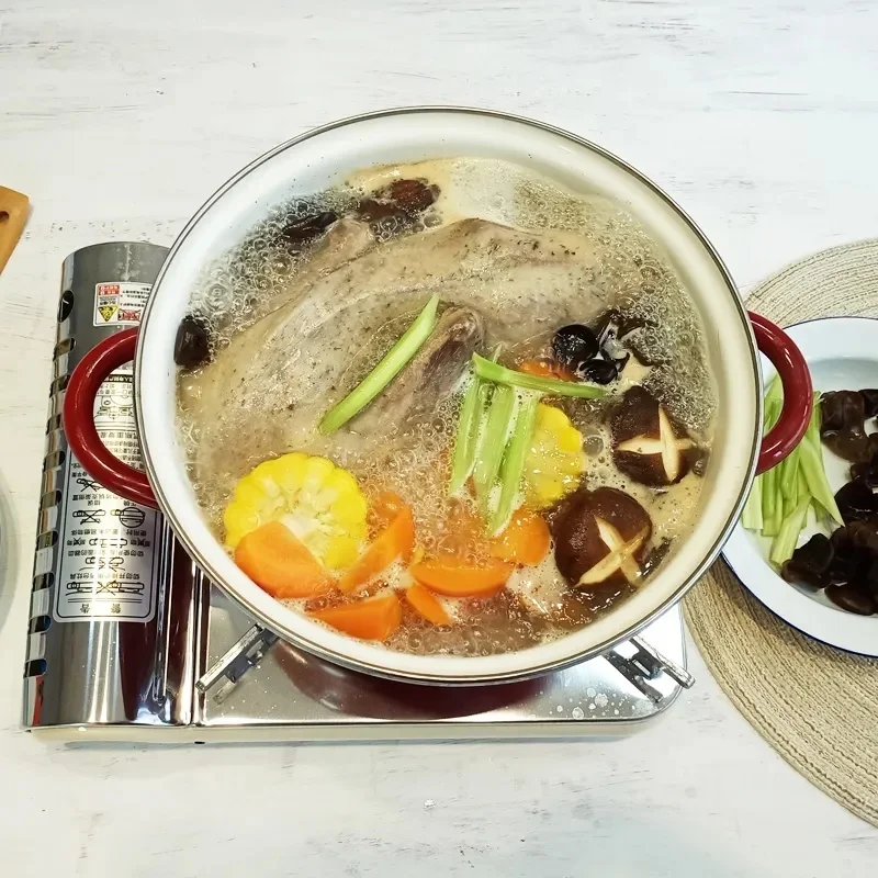 Enamel Pot Japanese Style Thick Enamel Pot 20cm22cm24cm Saucepan Soup Pot 2L4L5L Frying Pan Pots for Cooking Steamer Pot
Enamel Pot Japanese Style Thick Enamel Pot 20cm22cm24cm Saucepan Soup Pot 2L4L5L Frying Pan Pots for Cooking Steamer Pot