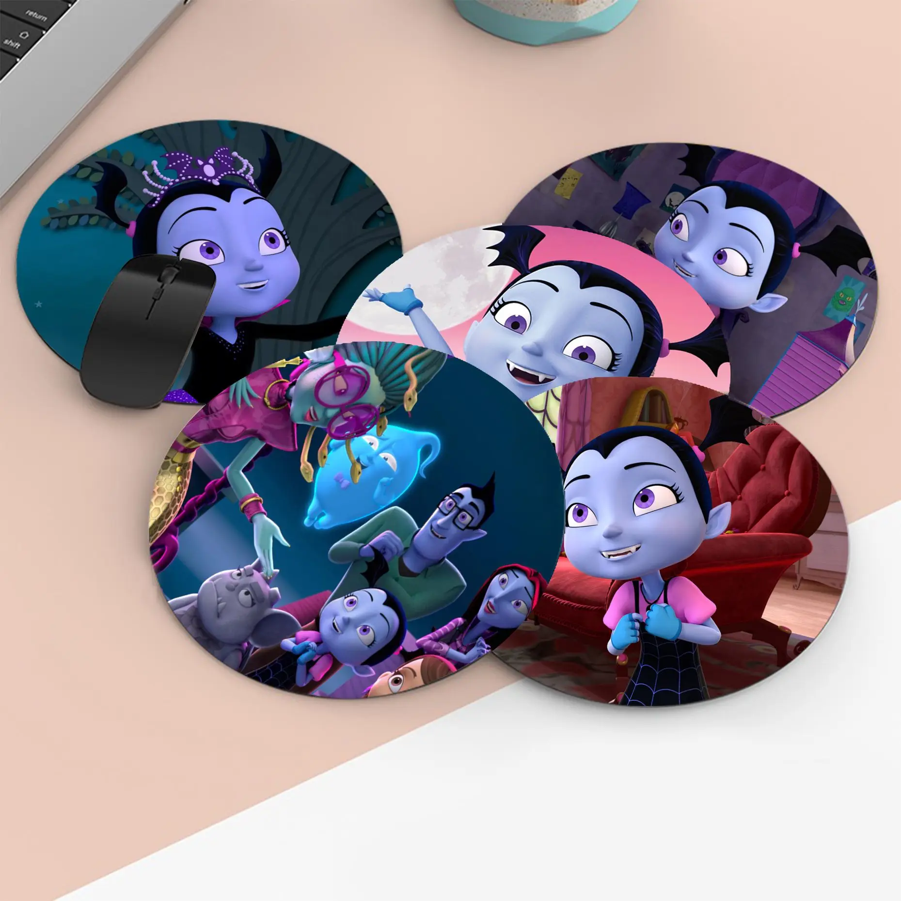 Новые игровые коврики для клавиатуры с принтом Диснея Vampirina, Нескользящие Коврики для ноутбука и ПК, коврик для мышки, игровой коврик для мыш...
Новые игровые коврики для клавиатуры с принтом Диснея Vampirina, Нескользящие Коврики для ноутбука и ПК, коврик для мышки, игровой коврик для мыш...