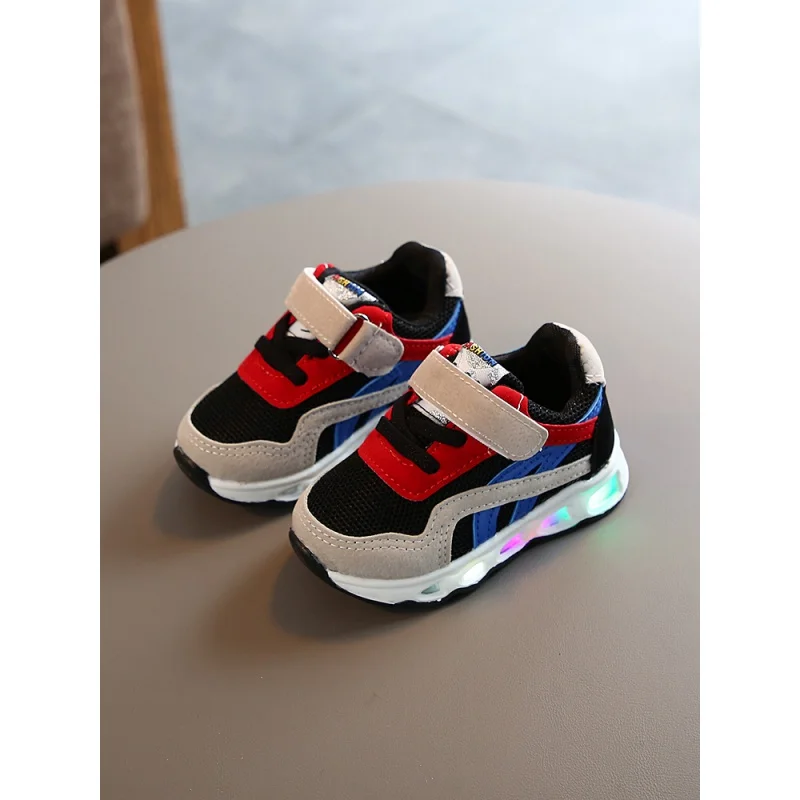 Spring Summer Sport Casual Children's LED Luminous Shoes Boys Girls Lighted Sneakers Glowing Shoes Kid Boys Baby Fall Sneakers
Spring Summer Sport Casual Children's LED Luminous Shoes Boys Girls Lighted Sneakers Glowing Shoes Kid Boys Baby Fall Sneakers