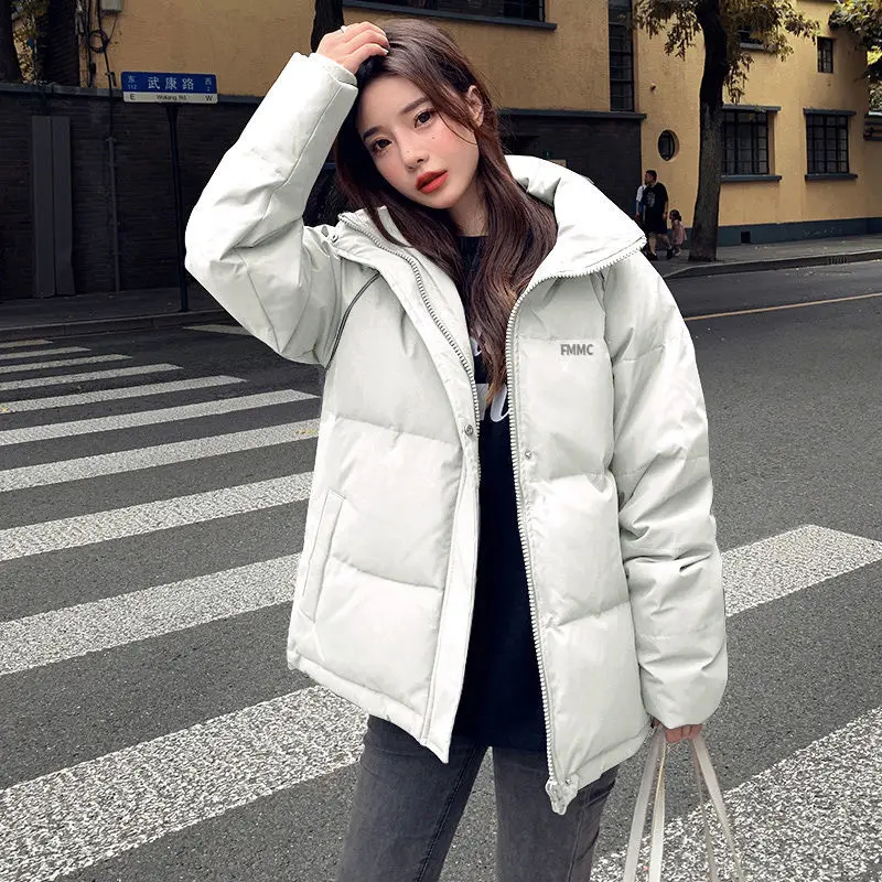 Winter Short Cotton Padded Jacket Warm Parkas Women Korean Loose stand Collar Thick Coat Female Solid Casual Zipper Outwear Tops
Winter Short Cotton Padded Jacket Warm Parkas Women Korean Loose stand Collar Thick Coat Female Solid Casual Zipper Outwear Tops