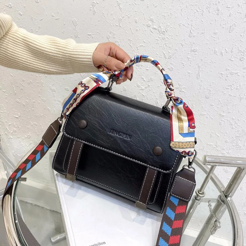 Ladies small handbag fashion shoulder bag casual messenger bag retro handbag silk scarf bag luxury fabric handbag 6 colour
Ladies small handbag fashion shoulder bag casual messenger bag retro handbag silk scarf bag luxury fabric handbag 6 colour